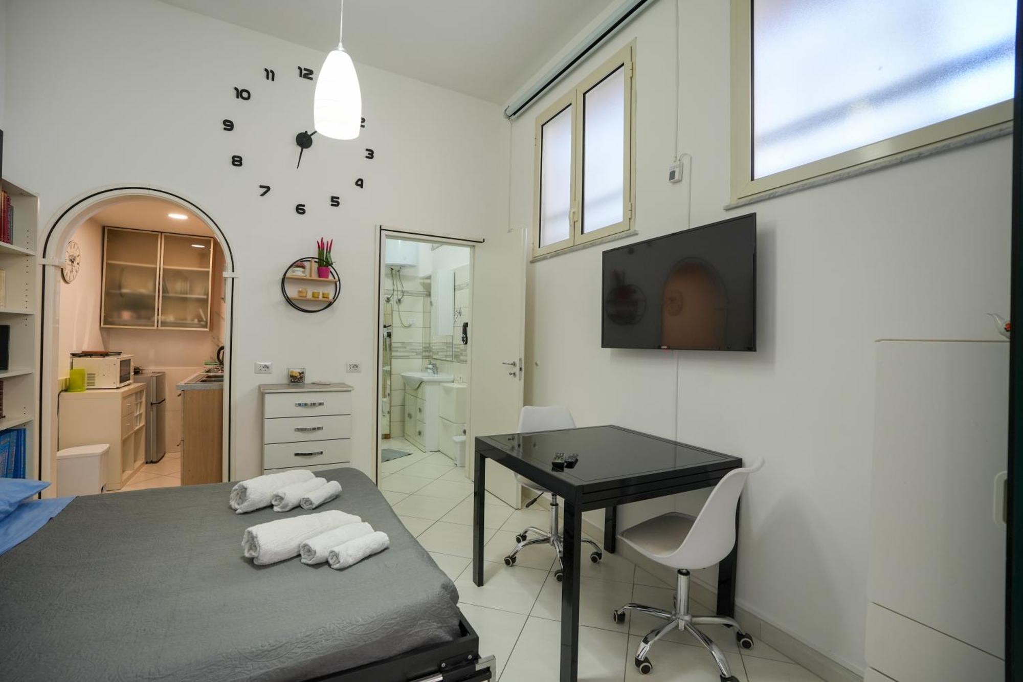 Domus Ciccio Pompeii - Relax & Free Parking Apartment สกาฟาติ ภายนอก รูปภาพ